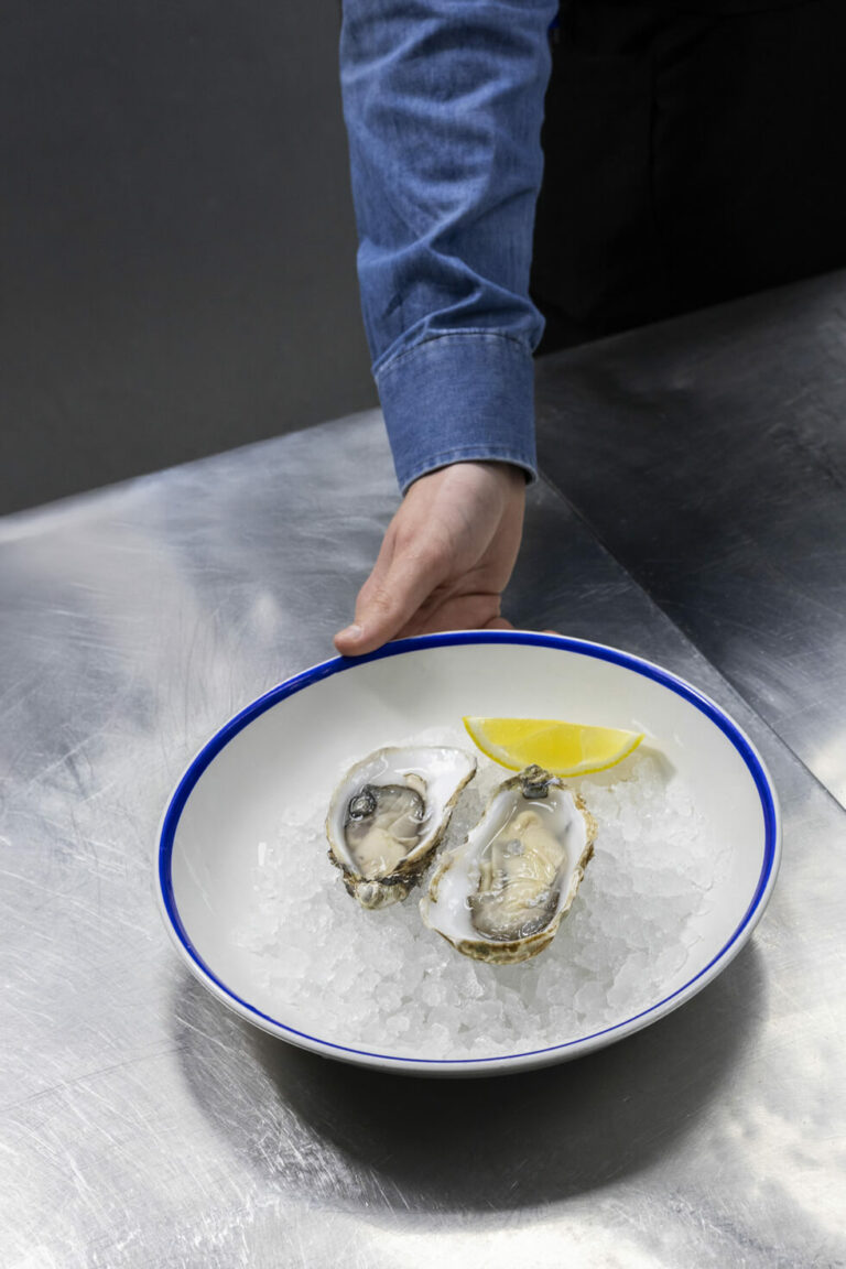 NH_Collection_Aranzazu_Social_Media_Restaurant_Kukuarri_Oysters_Plate